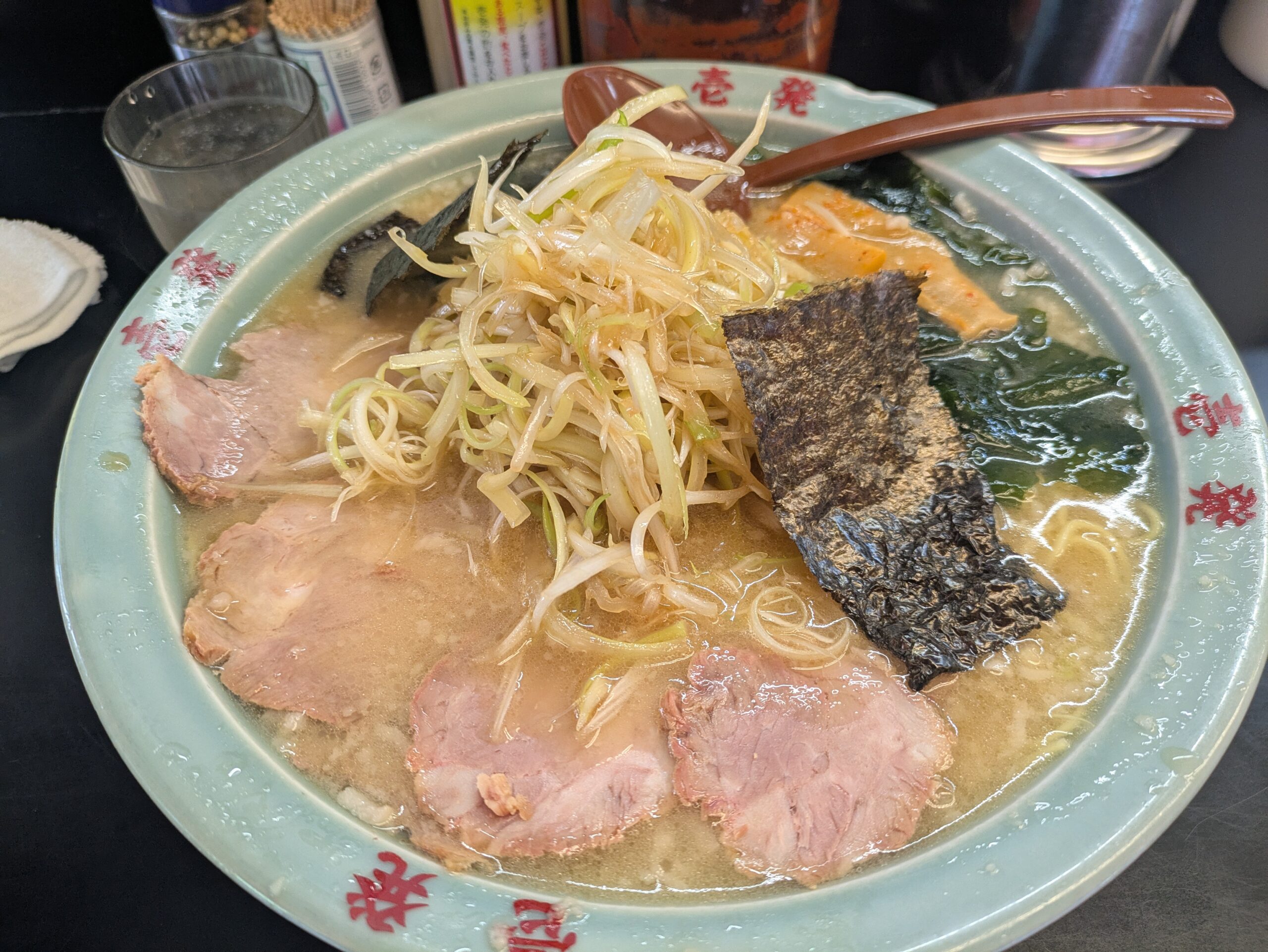 【ネギラーメンと柴犬散歩】春のひだまりでもみじのくんくん日和