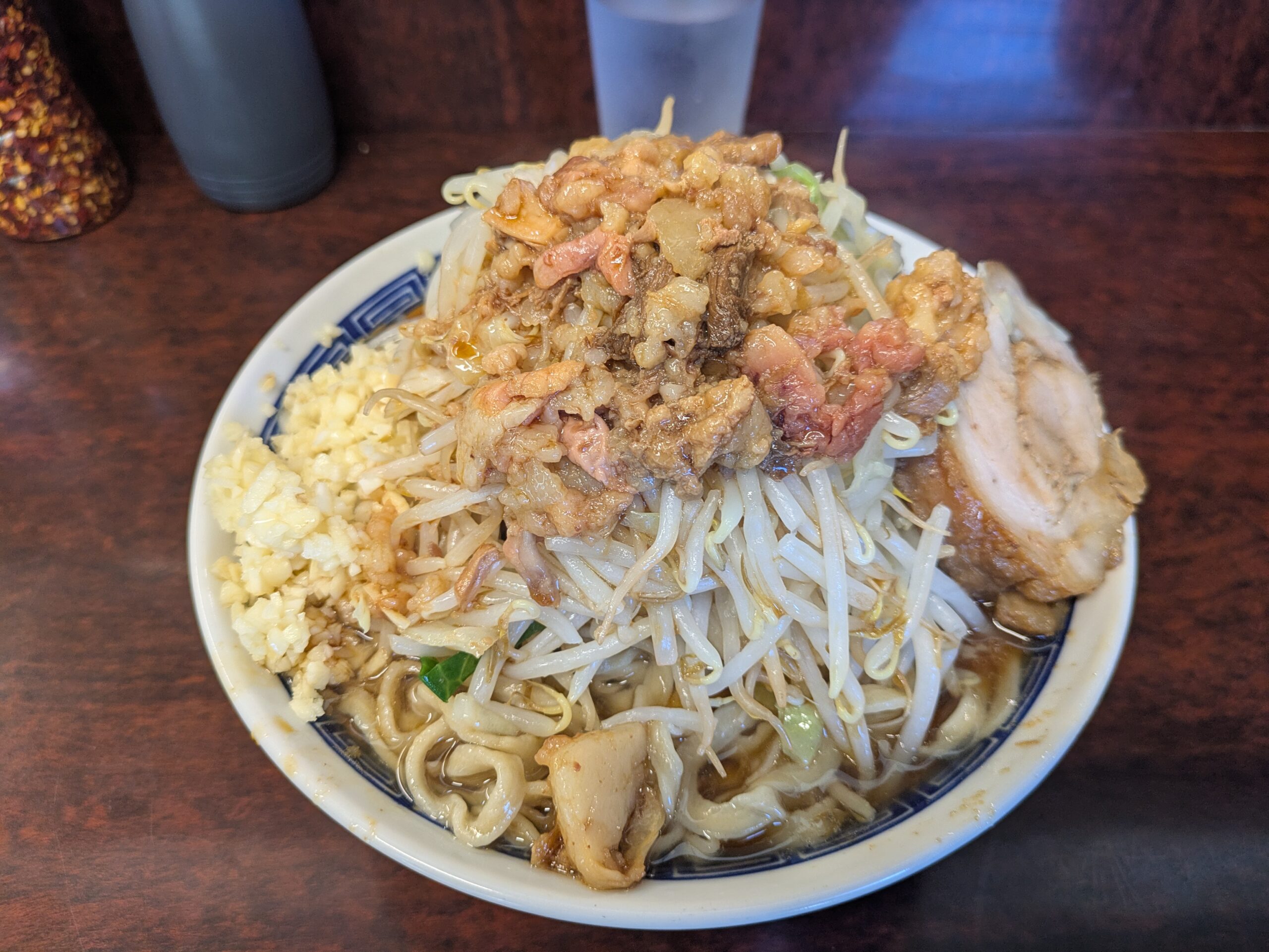 【ラーメン二郎】50代おじさんがラーメン大の全マシに挑戦！完食できたのか