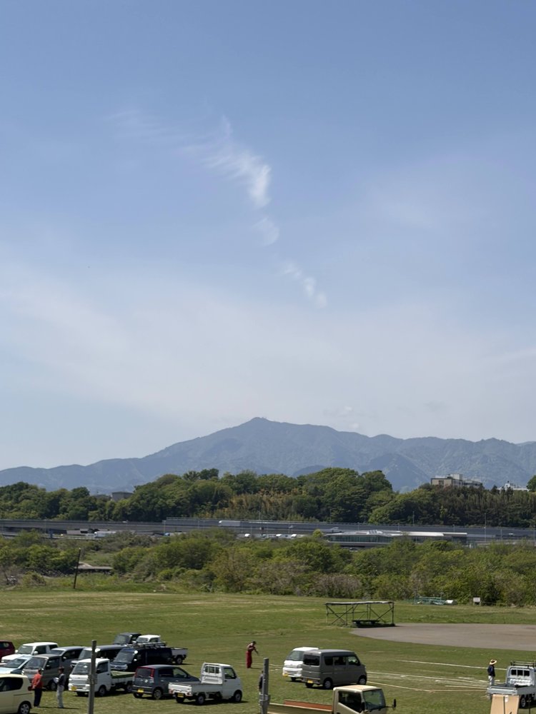 Mount Oyama and clear blue sky over the Sagami River